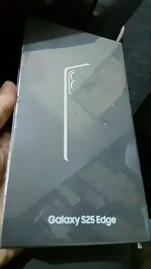 Bukti SAMSUNG S-25 EDGE